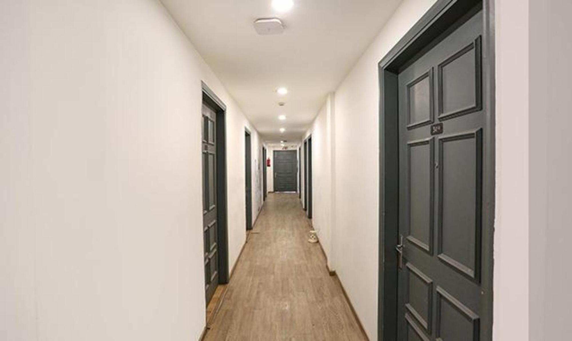 Fabhotel Urban Residency Model Town New Delhi Exterior foto